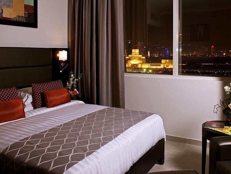 The Royal Riviera Hotel Doha Exterior foto