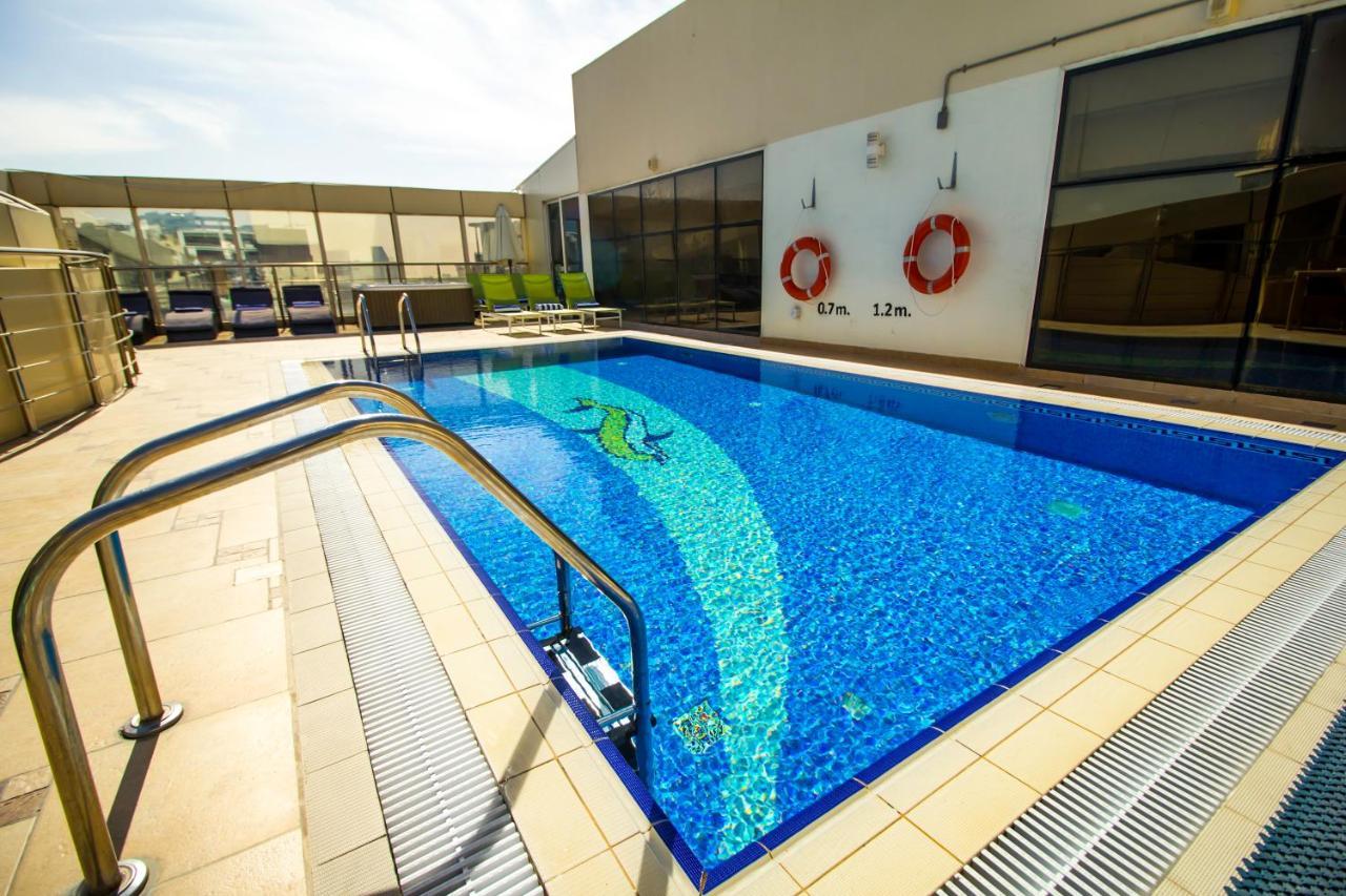 The Royal Riviera Hotel Doha Exterior foto